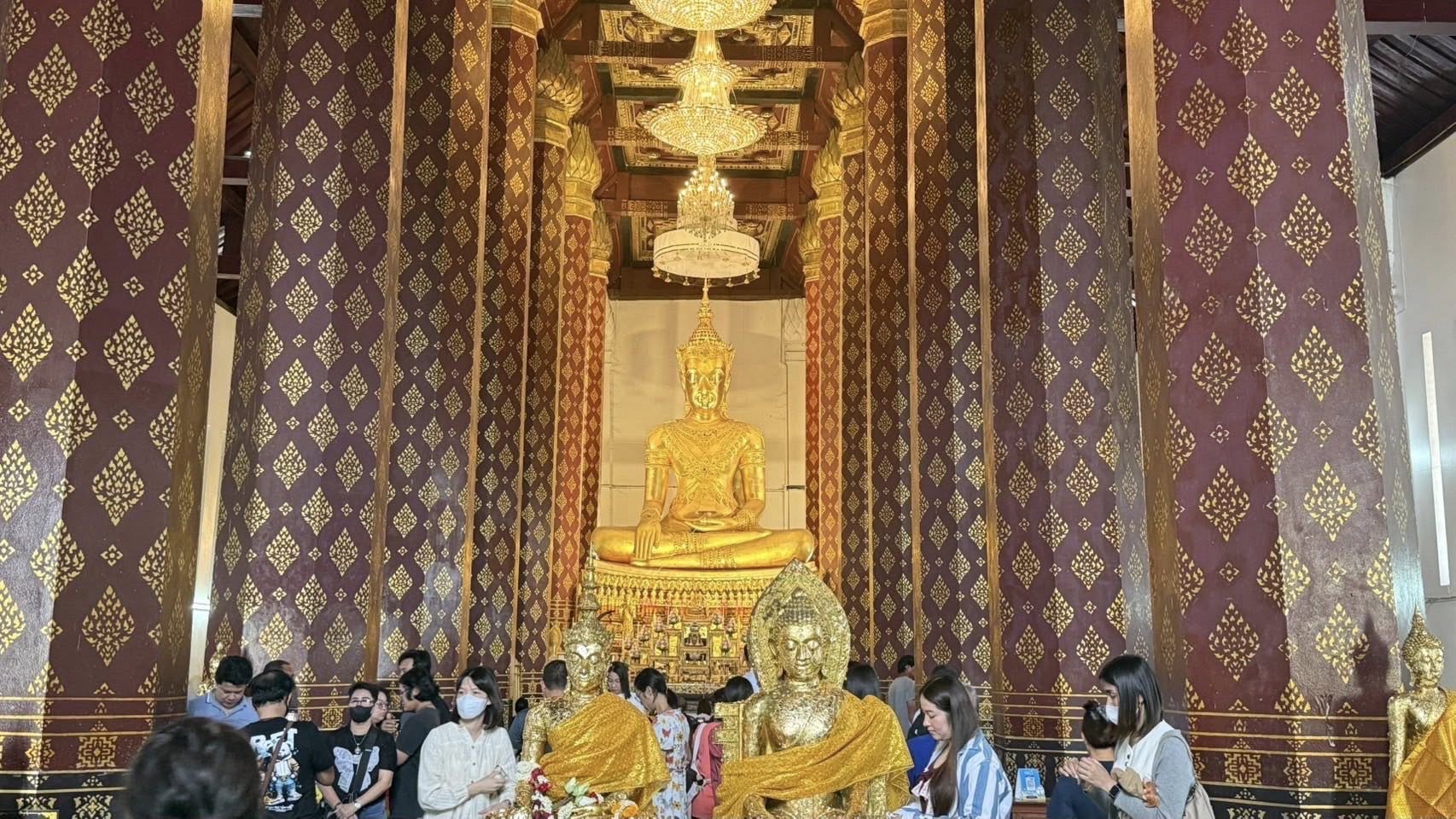 “บขส.” จัดกิจกรรมไหว้พระเสริมดวงให้ปังกับ 4 วัดดัง “เมืองอโยธยา”