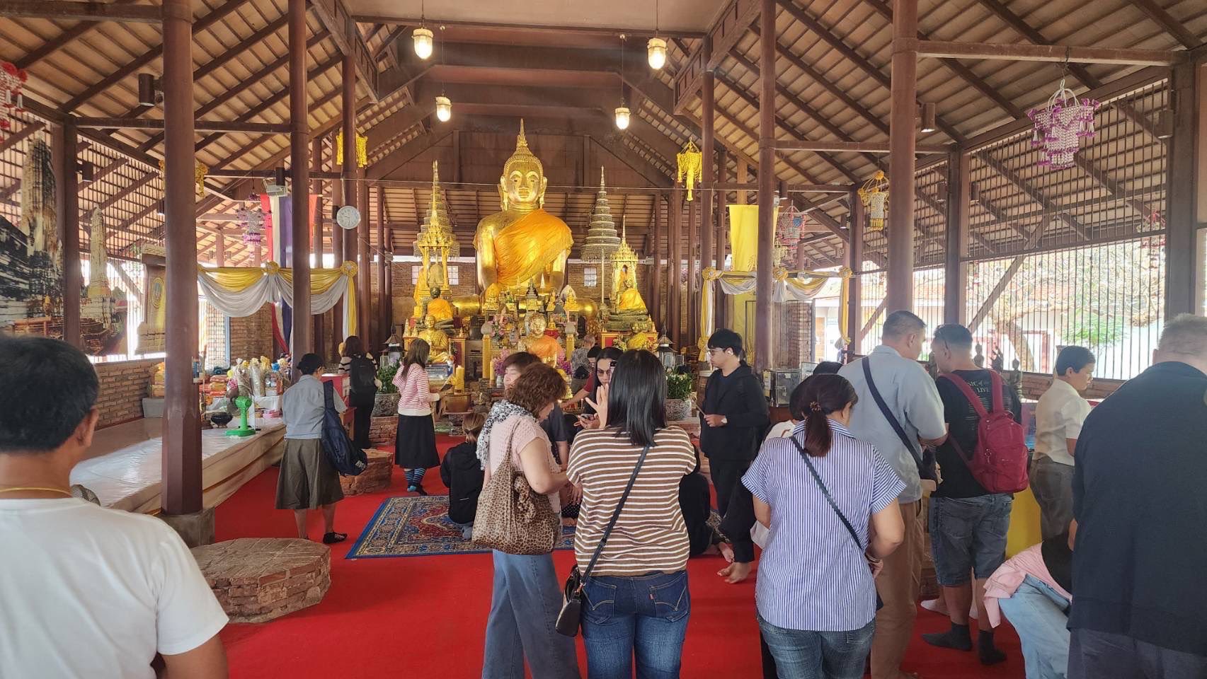 “บขส.” พาไปเริ่มต้นวันด้วยบุญ.. ปิดท้ายวันด้วยธรรมชาติ & ของอร่อย @ราชบุรี หนุนเที่ยววันหยุดใกล้กรุง